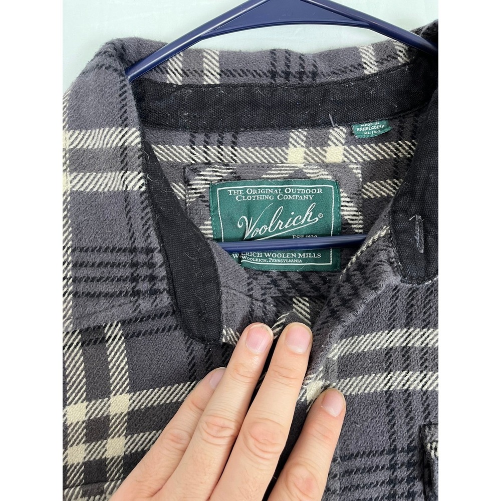 Woolrich Flannel Shirt Mens XL Gray Excellent Plaid Long Sleeve Shacket - Picture 3 of 8